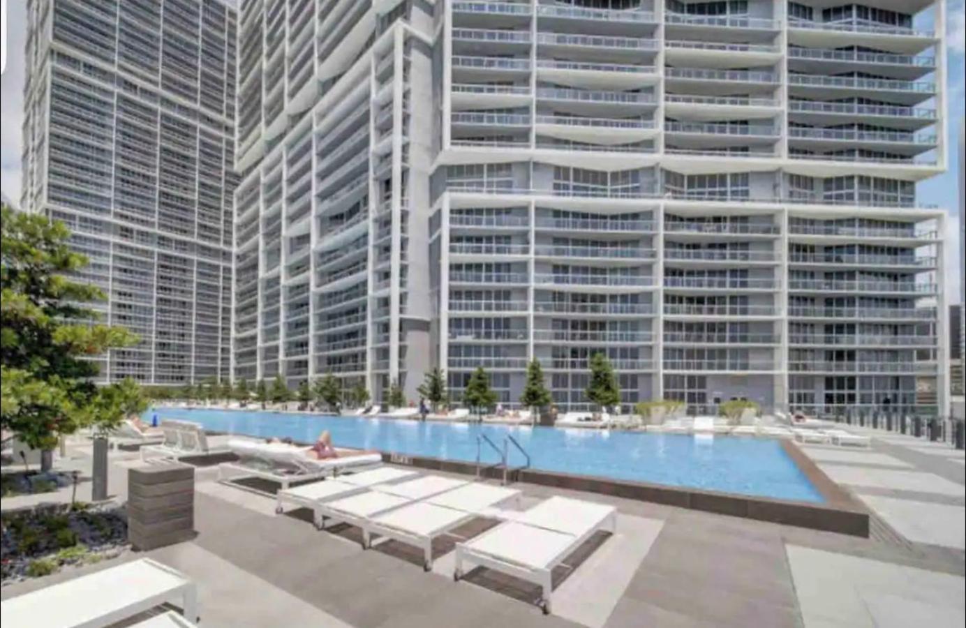 Apartahotel *w Icon Brickell- Luxury 2br Highrise Corner Condo** *